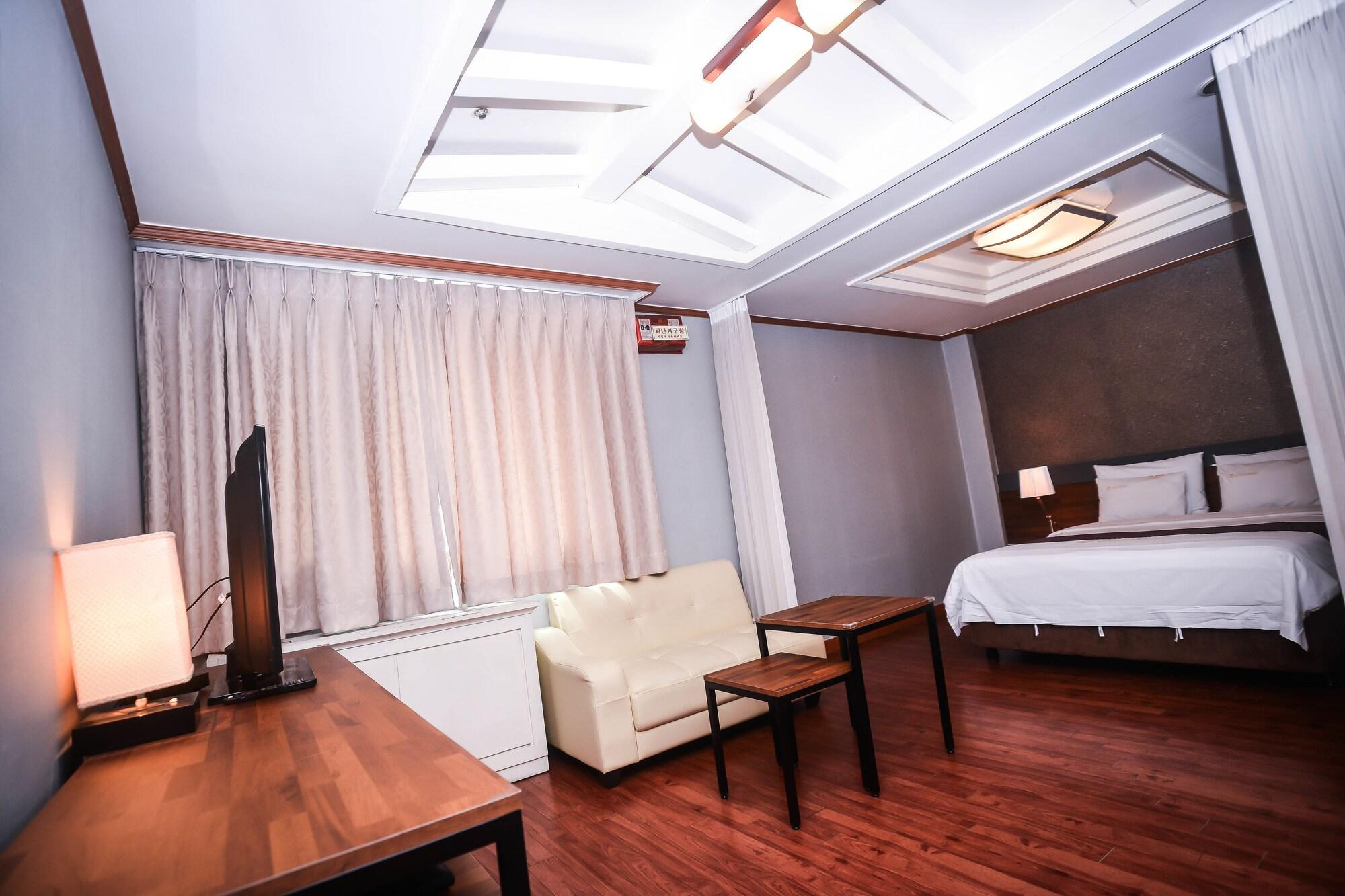 Noblesse Tourist Hotel Seoul Exterior foto